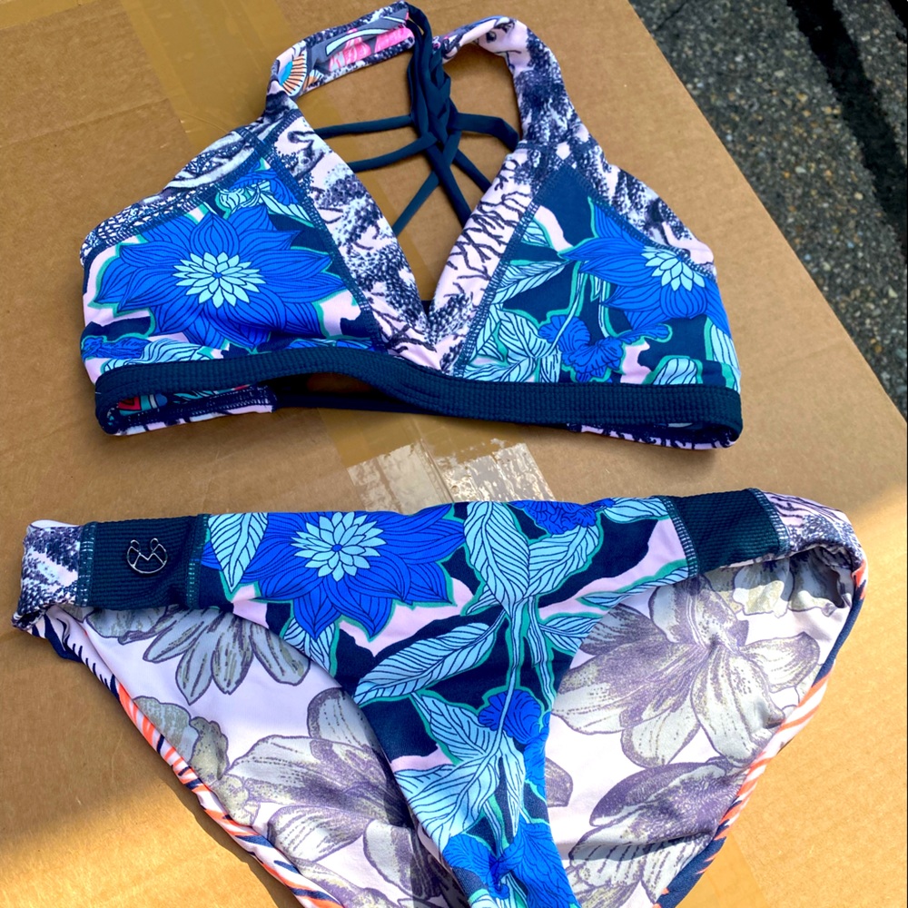 Maaji blue reversible bathing suit